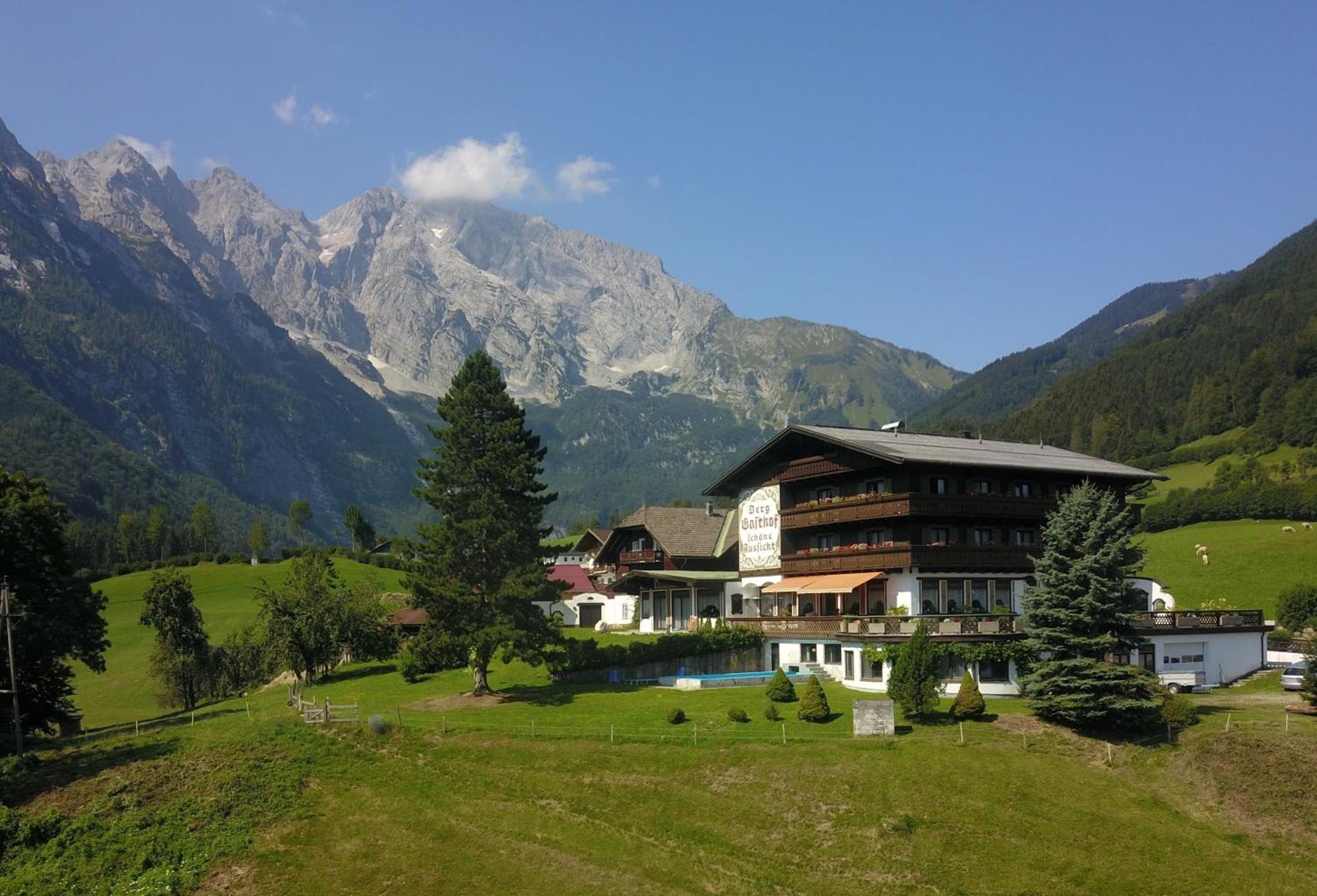Pension Schoene Aussicht Kuchl Exteriér fotografie